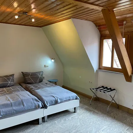 Гостевой дом Monteurzimmer Zur Silbernen Kanne