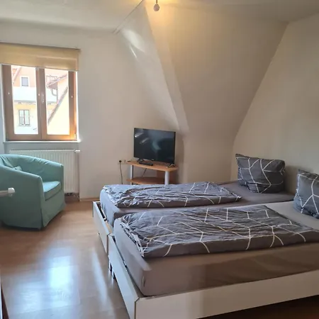 Monteurzimmer Zur Silbernen Kanne 3*